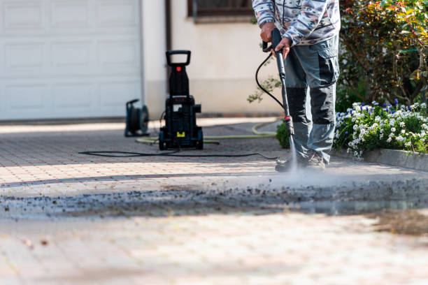 Why Choose Our Certified Pressure Washing Experts for Your Project Needs in Manteno, IL?